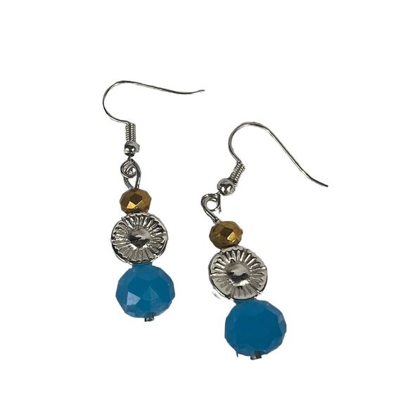 New Genuine Turquoise-Howlite and Crystal Necklace with Dangle Earrings - Picture 2 of 5